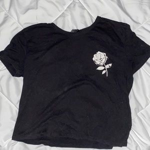 Forever 21 cropped rose tee